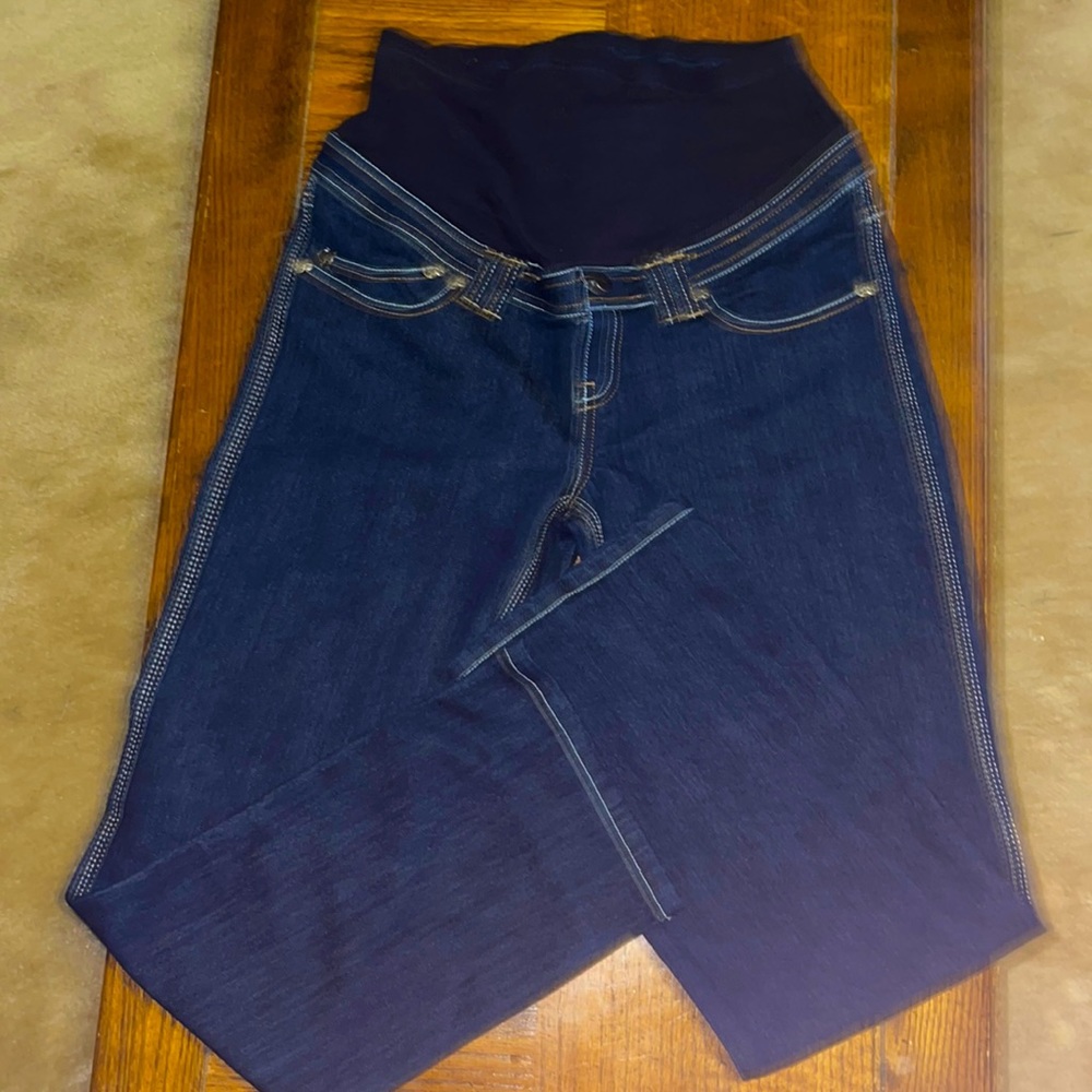 Maternity straight leg stretch jeans size medium.